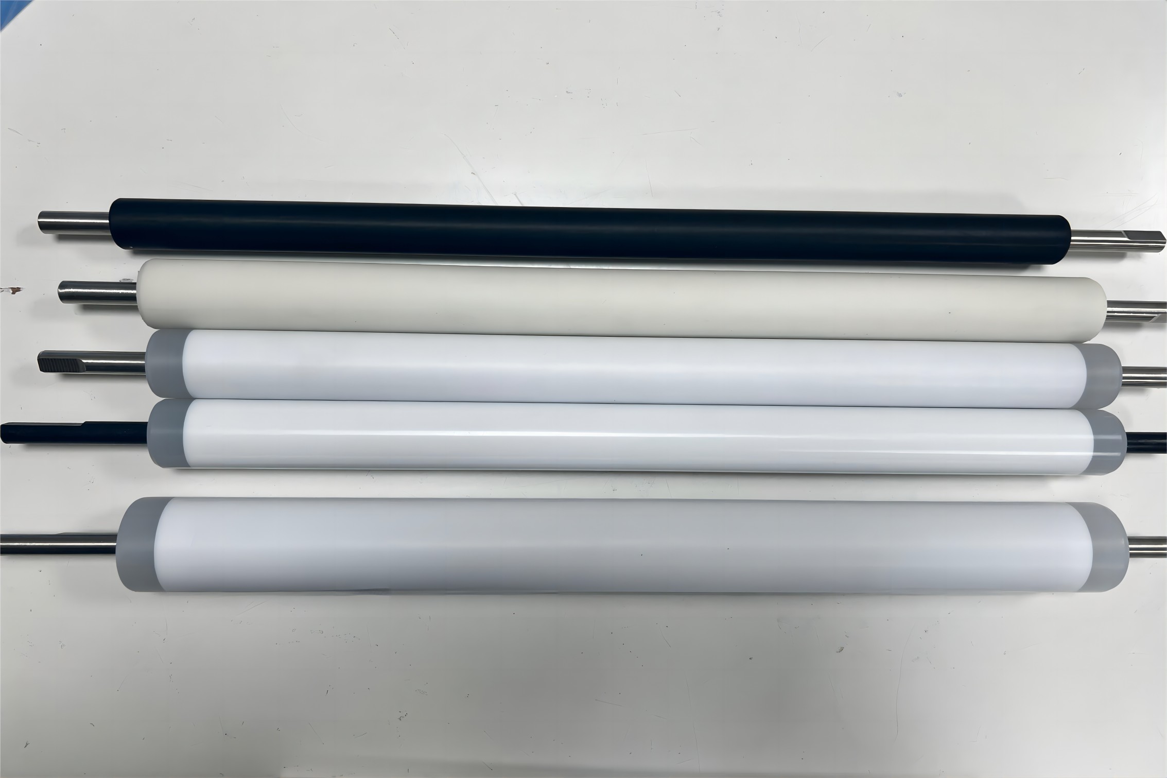 Bagaimana cara memilih roller karet yang tepat untuk garis horizontal PCB?